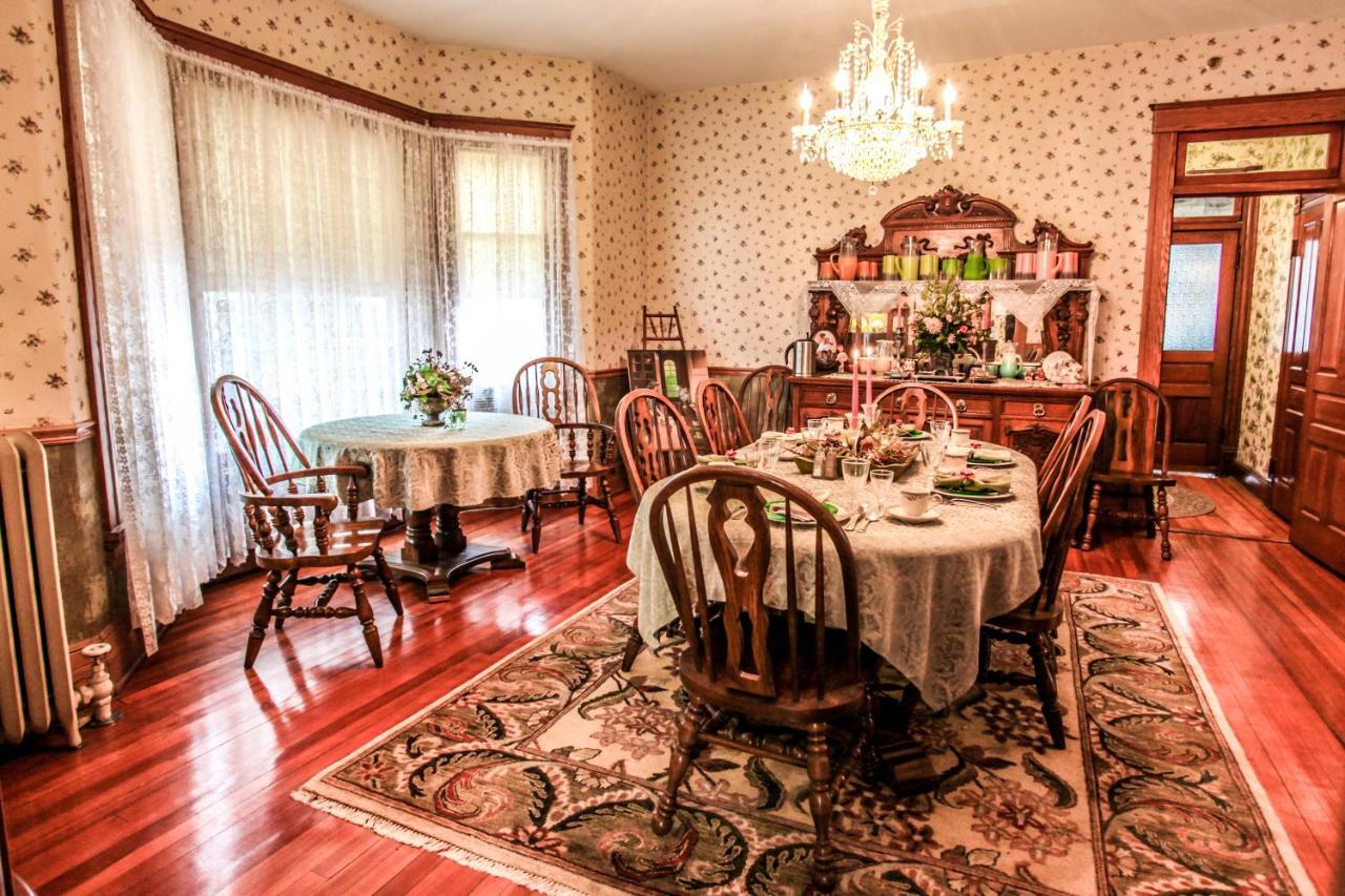 Hollerstown Hill Bed And Breakfast Frederick Exterior photo