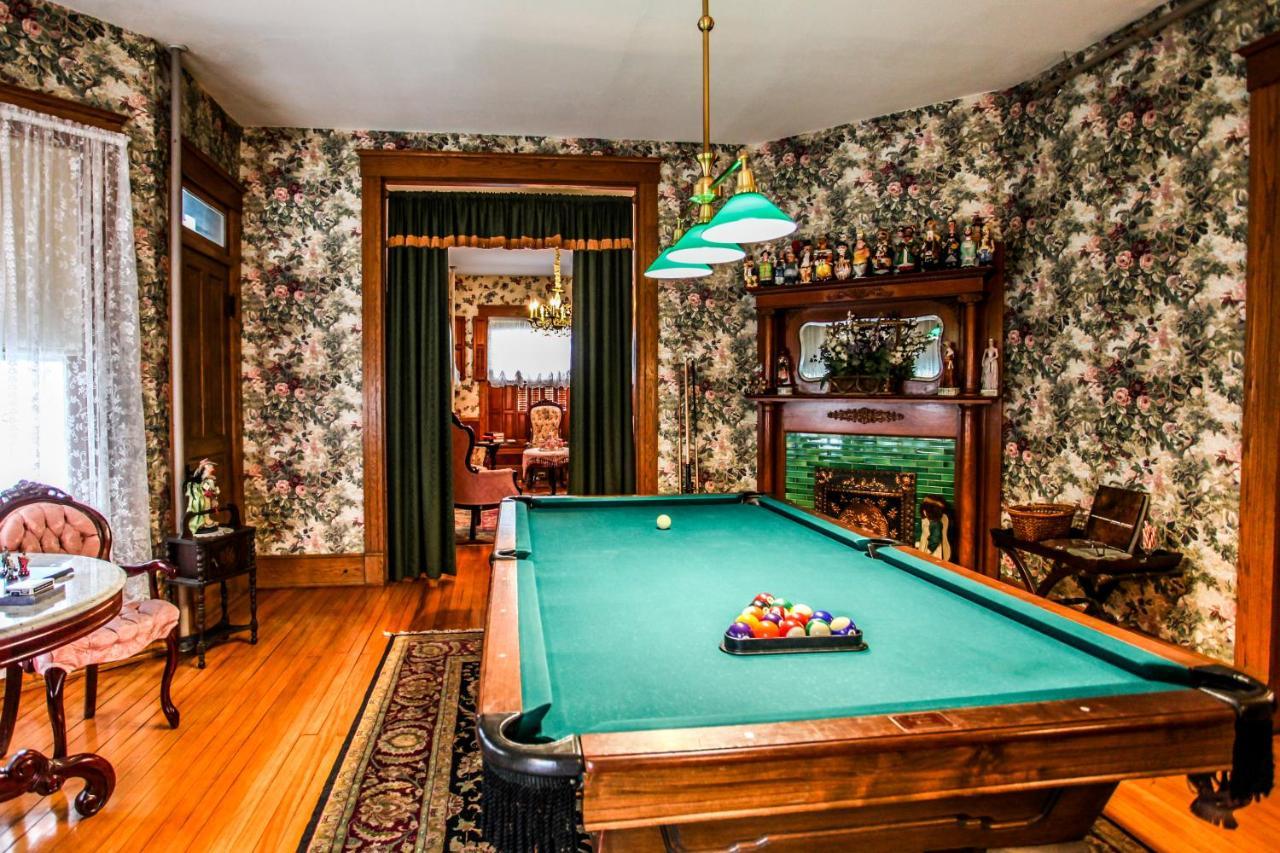 Hollerstown Hill Bed And Breakfast Frederick Exterior photo